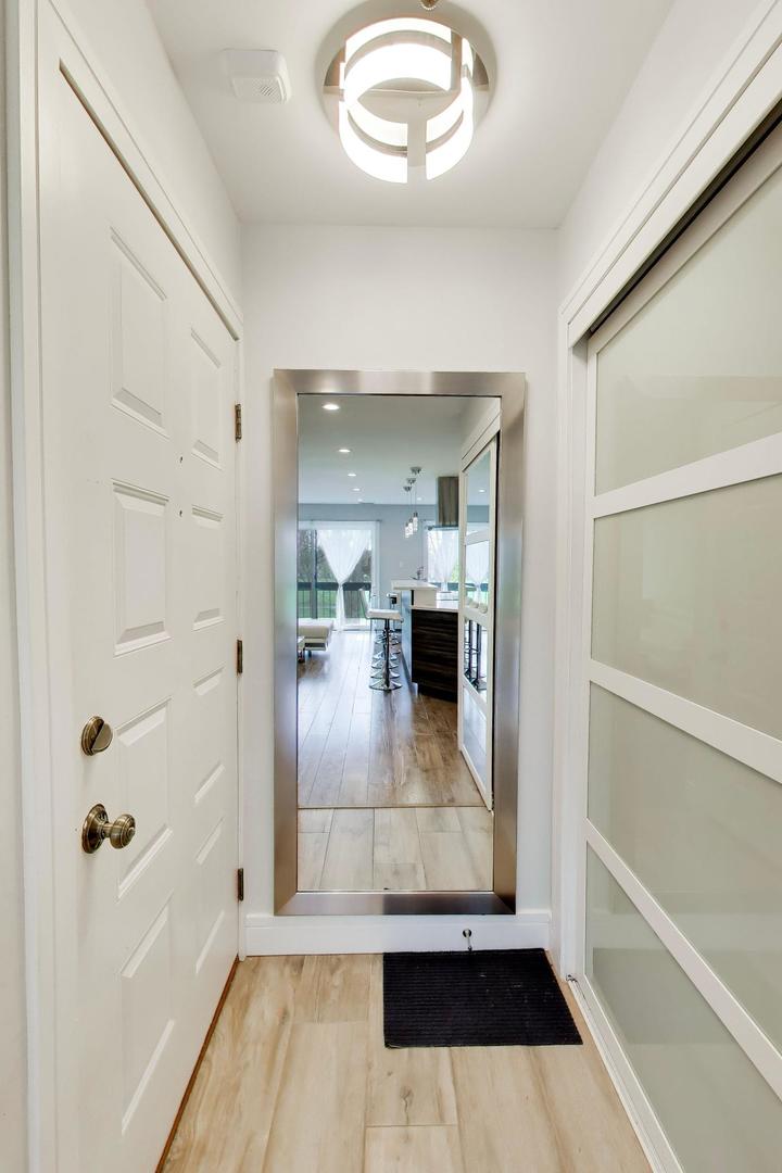 1400 N Elmhurst Road 319