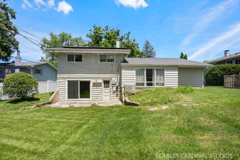 Tiny photo for 21W061 Kensington Road, Lombard, IL 60148 (MLS # 12704501)