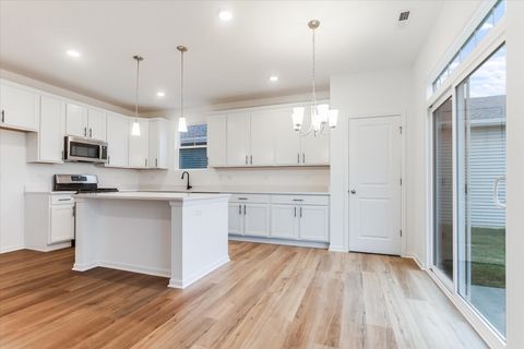 Tiny photo for 739 Alberta Avenue, Oswego, IL 60543 (MLS # 12457210)