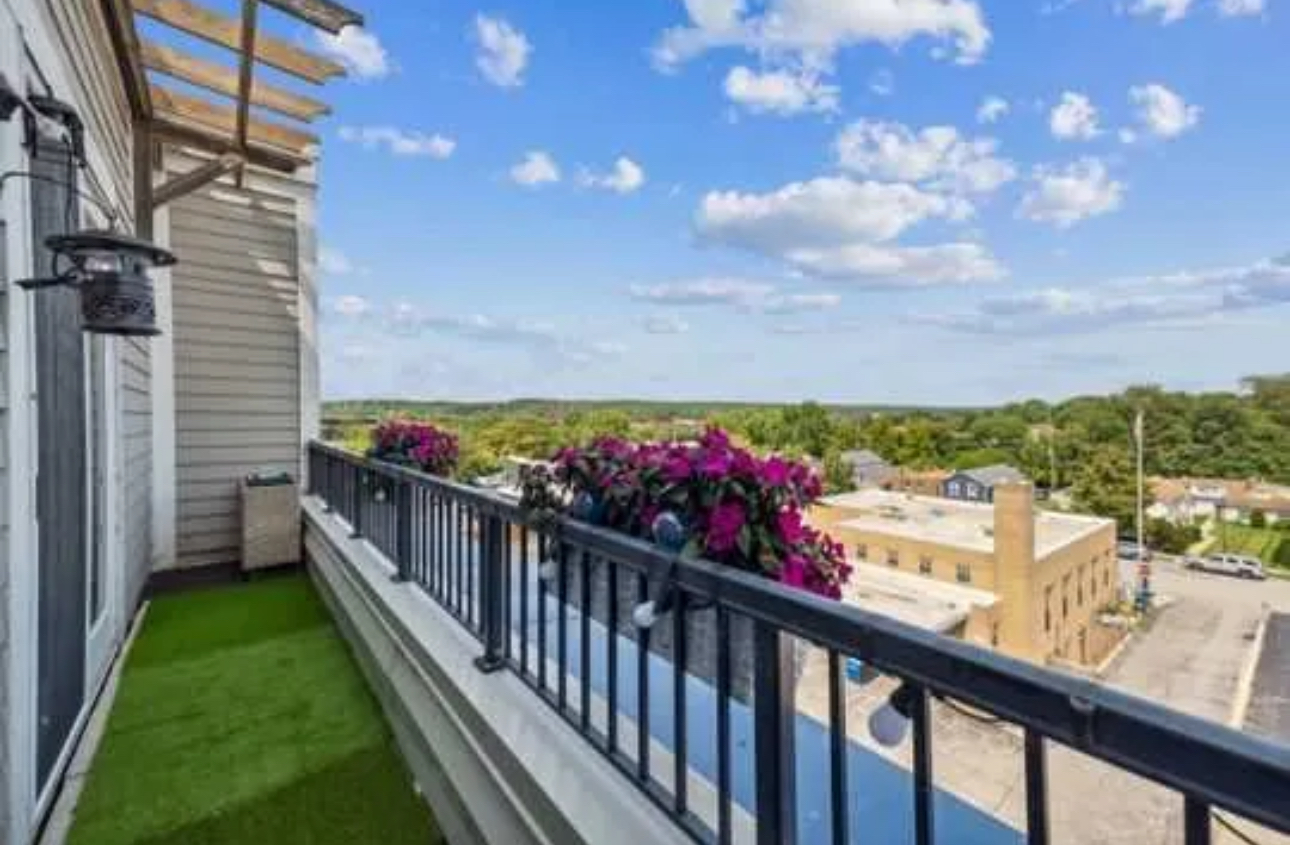 348 River Street 3405