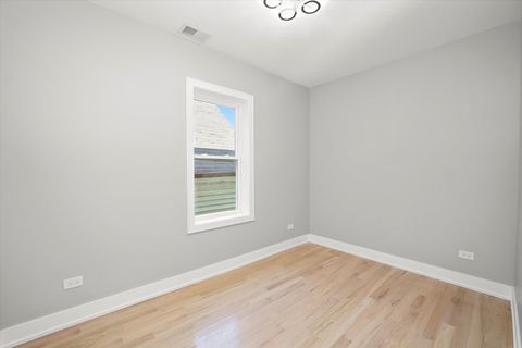 Tiny photo for 2537 N Luna Avenue, Chicago, IL 60639 (MLS # 12524920)