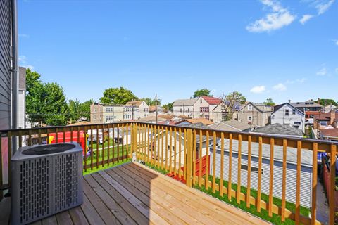 Tiny photo for 2537 N Luna Avenue, Chicago, IL 60639 (MLS # 12524920)