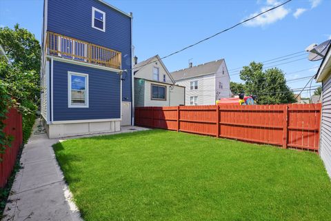 Tiny photo for 2537 N Luna Avenue, Chicago, IL 60639 (MLS # 12524920)