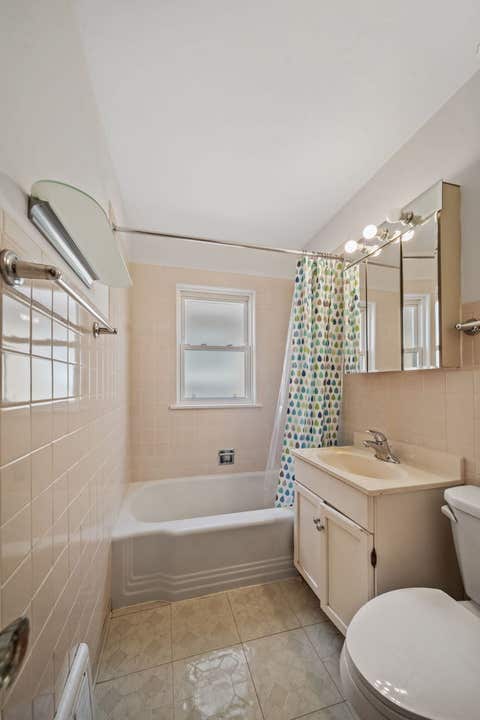 Tiny photo for 5041 N New England Avenue, Chicago, IL 60656 (MLS # 12676308)