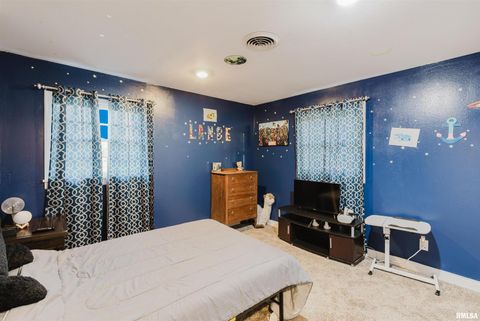 Tiny photo for 1821 S 27TH Street, Herrin, IL 62948 (MLS # QC4268470)