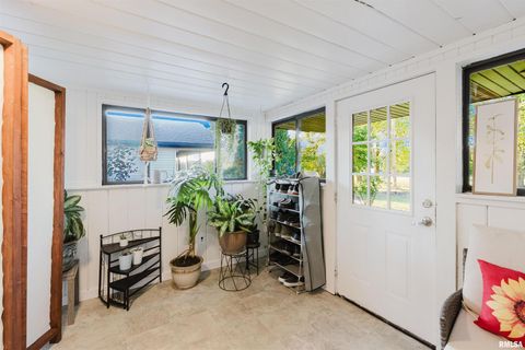 Tiny photo for 1821 S 27TH Street, Herrin, IL 62948 (MLS # QC4268470)