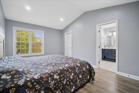 Tiny photo for 216 Winnsboro Court #A, Schaumburg, IL 60193 (MLS # 12510562)