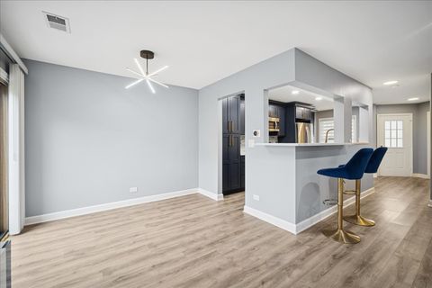 Tiny photo for 216 Winnsboro Court #A, Schaumburg, IL 60193 (MLS # 12510562)