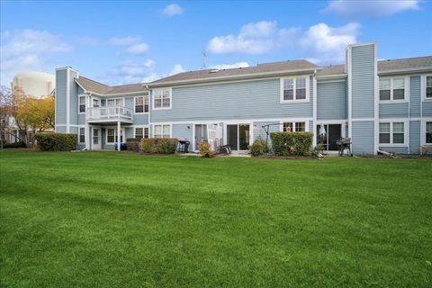 Tiny photo for 216 Winnsboro Court #A, Schaumburg, IL 60193 (MLS # 12510562)