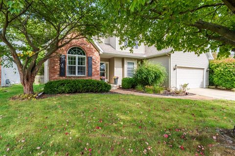 Tiny photo for 8 Cygnet Crossing, Bloomington, IL 61704 (MLS # 12479927)