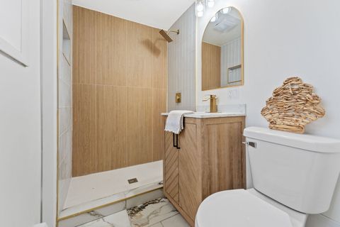 Tiny photo for 914 N Austin Boulevard #A5, Oak Park, IL 60302 (MLS # 12546490)