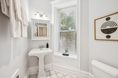 Tiny photo for 727 W Aldine Avenue #1, Chicago, IL 60657 (MLS # 12481432)