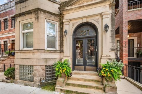 Tiny photo for 727 W Aldine Avenue #1, Chicago, IL 60657 (MLS # 12481432)