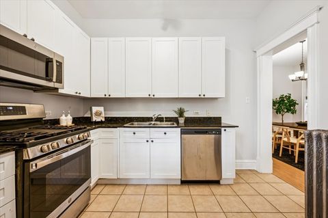 Tiny photo for 727 W Aldine Avenue #1, Chicago, IL 60657 (MLS # 12481432)