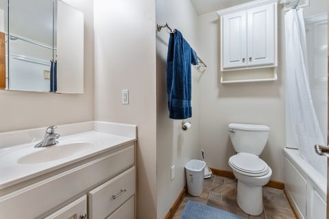Tiny photo for 575 Sheridan Drive, Decatur, IL 62521 (MLS # 12692059)