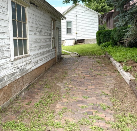 Tiny photo for 728 7th Street, Lasalle, IL 61301 (MLS # 12689523)