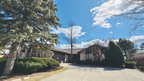 Tiny photo for 3623 Pebble Beach Road, Northbrook, IL 60062 (MLS # 12595165)