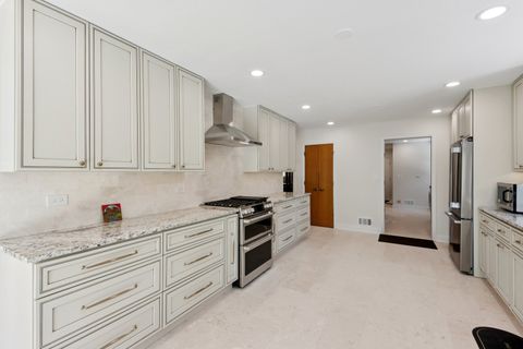 Tiny photo for 3623 Pebble Beach Road, Northbrook, IL 60062 (MLS # 12595165)