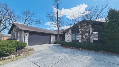 Photo of 3623 Pebble Beach Road, Northbrook, IL 60062 (MLS # 12595165)