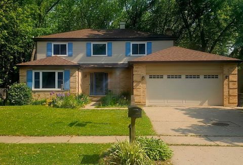 1602 Nightengale Circle Lindenhurst IL 60046