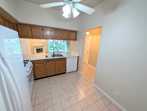 Tiny photo for 1339 Cranbrook Court, Schaumburg, IL 60193 (MLS # 12685341)
