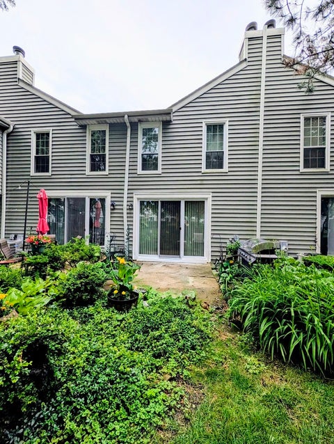 Tiny photo for 1339 Cranbrook Court, Schaumburg, IL 60193 (MLS # 12685341)
