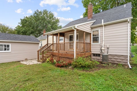 Tiny photo for 342 W 29th Street, Davenport, IA 52803 (MLS # 12780610)