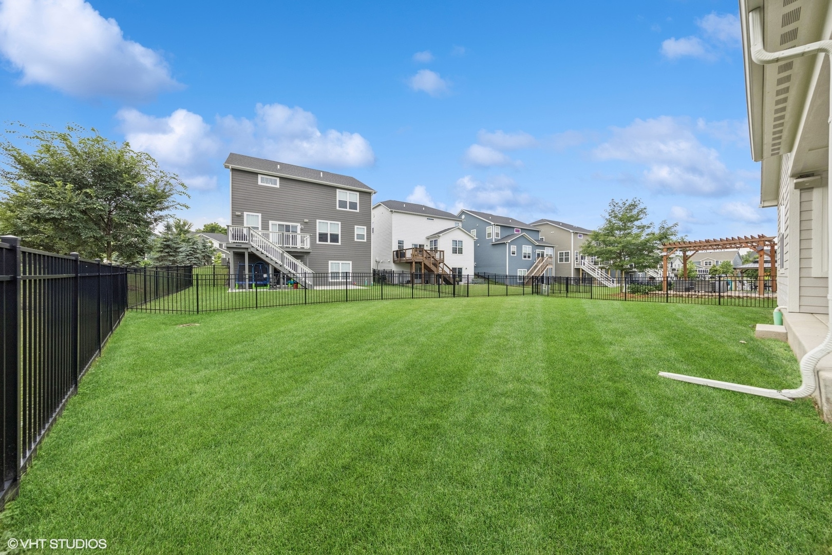 2527 Langston Court