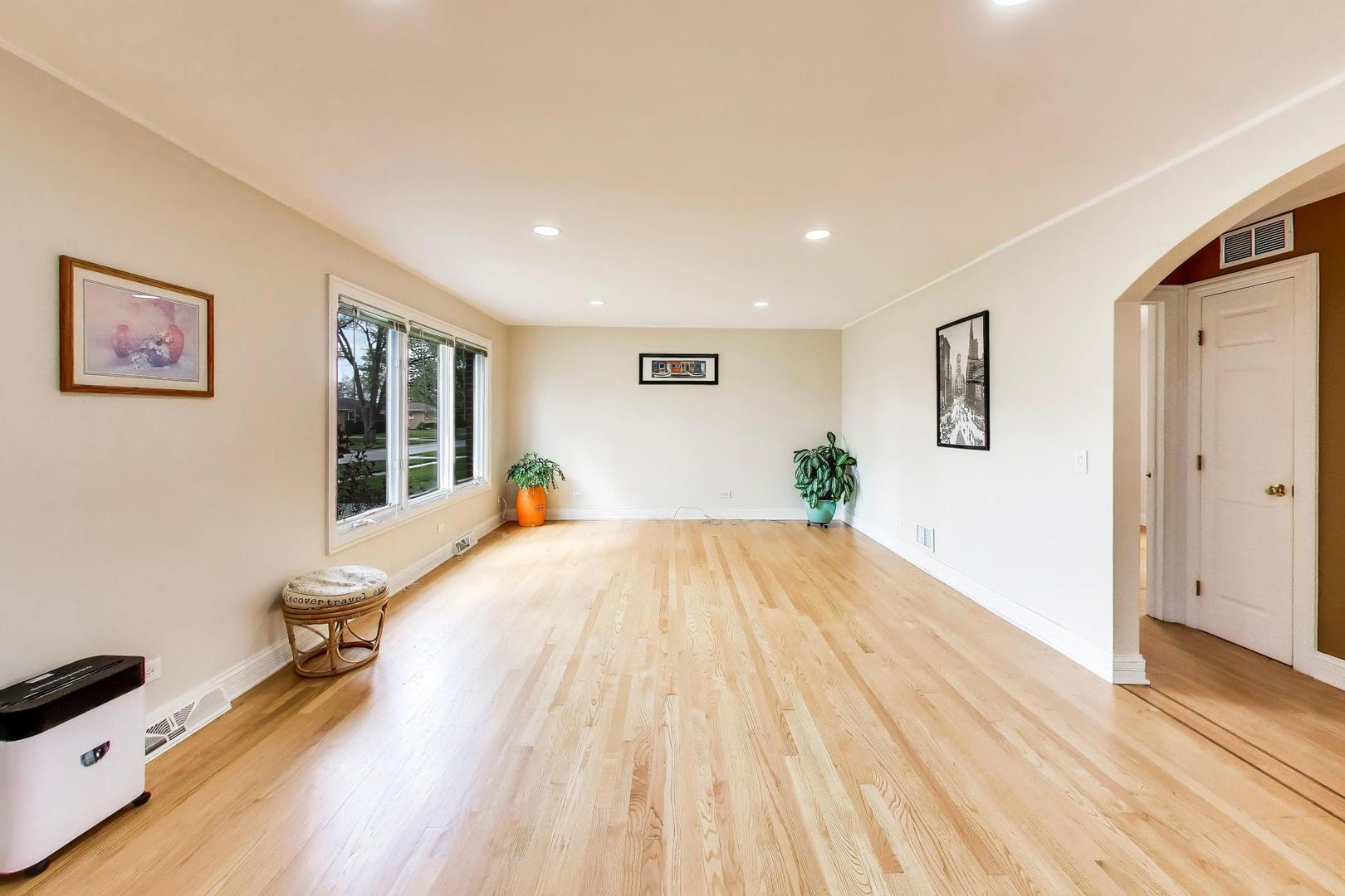 1113 S Birch Drive
