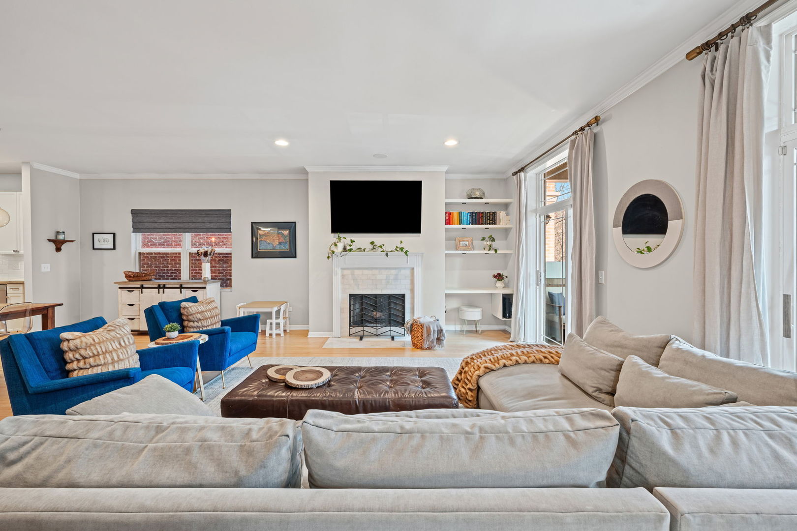 2650 N Mildred Avenue 1