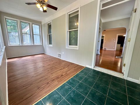 Tiny photo for 50 Sheridan Street, Elgin, IL 60123 (MLS # 12451042)
