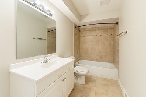 Tiny photo for 19808 Lakewood Avenue, Lynwood, IL 60411 (MLS # 12449182)