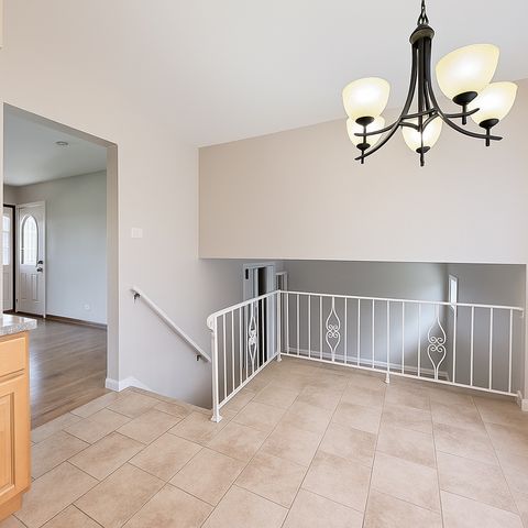 Tiny photo for 19808 Lakewood Avenue, Lynwood, IL 60411 (MLS # 12449182)