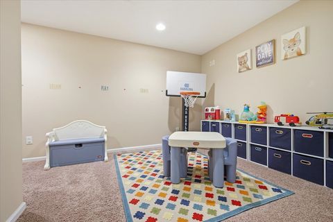 Tiny photo for 22 Long Cove Court, Bloomington, IL 61704 (MLS # 12605977)