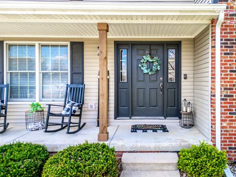 Tiny photo for 22 Long Cove Court, Bloomington, IL 61704 (MLS # 12605977)