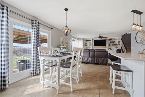 Tiny photo for 22 Long Cove Court, Bloomington, IL 61704 (MLS # 12605977)