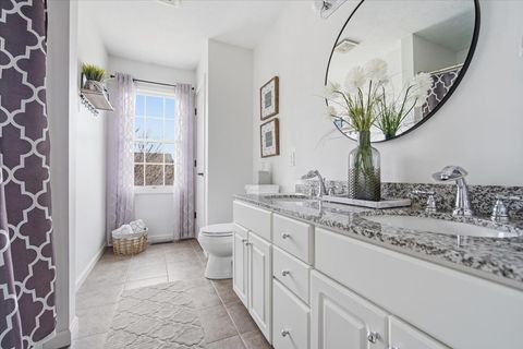 Tiny photo for 22 Long Cove Court, Bloomington, IL 61704 (MLS # 12605977)