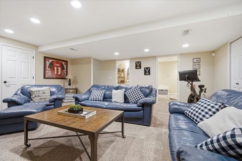 Tiny photo for 22 Long Cove Court, Bloomington, IL 61704 (MLS # 12605977)