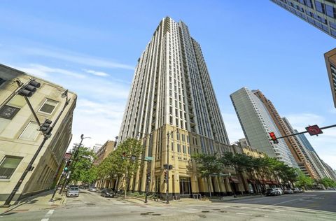 Photo of 1250 S Michigan Avenue #1207, Chicago, IL 60605 (MLS # 12638209)