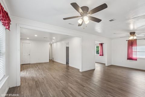 Tiny photo for 27 Ridge Circle, Streamwood, IL 60107 (MLS # 12432037)