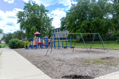 Tiny photo for 4028 Oxford Court, Streamwood, IL 60107 (MLS # 12683890)