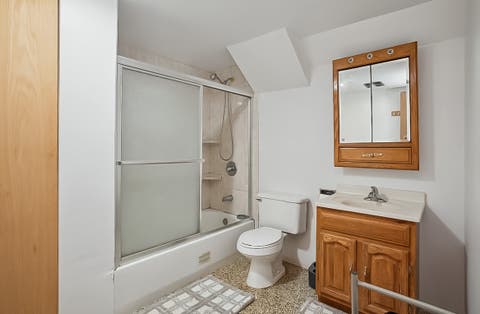 Tiny photo for 4028 Oxford Court, Streamwood, IL 60107 (MLS # 12683890)