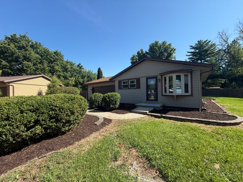 Tiny photo for 320 Midwestern Drive, Ottawa, IL 61350 (MLS # 12699415)
