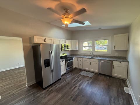 Tiny photo for 320 Midwestern Drive, Ottawa, IL 61350 (MLS # 12699415)