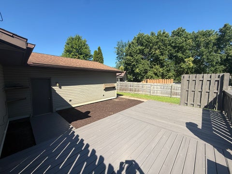 Tiny photo for 320 Midwestern Drive, Ottawa, IL 61350 (MLS # 12699415)