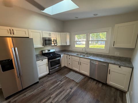 Tiny photo for 320 Midwestern Drive, Ottawa, IL 61350 (MLS # 12699415)