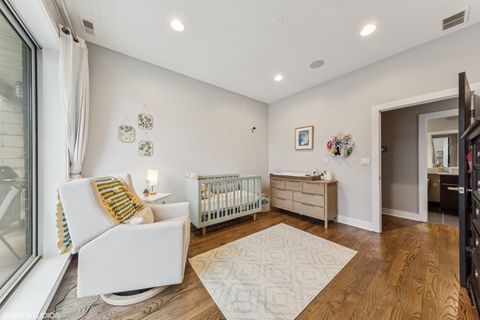 Tiny photo for 3255 N Paulina Street #2B, Chicago, IL 60657 (MLS # 12463473)