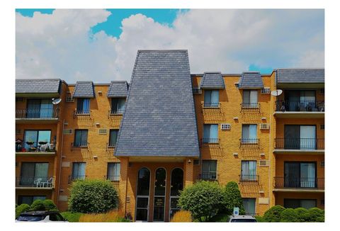 Photo of 931 Arquilla Drive #314, Glenwood, IL 60425 (MLS # 12409060)