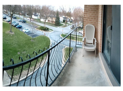 Tiny photo for 931 Arquilla Drive #314, Glenwood, IL 60425 (MLS # 12409060)