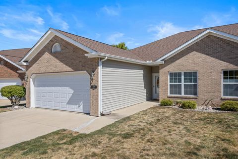 Tiny photo for 1926 S Prairie Winds Drive #0, Urbana, IL 61802 (MLS # 12473602)